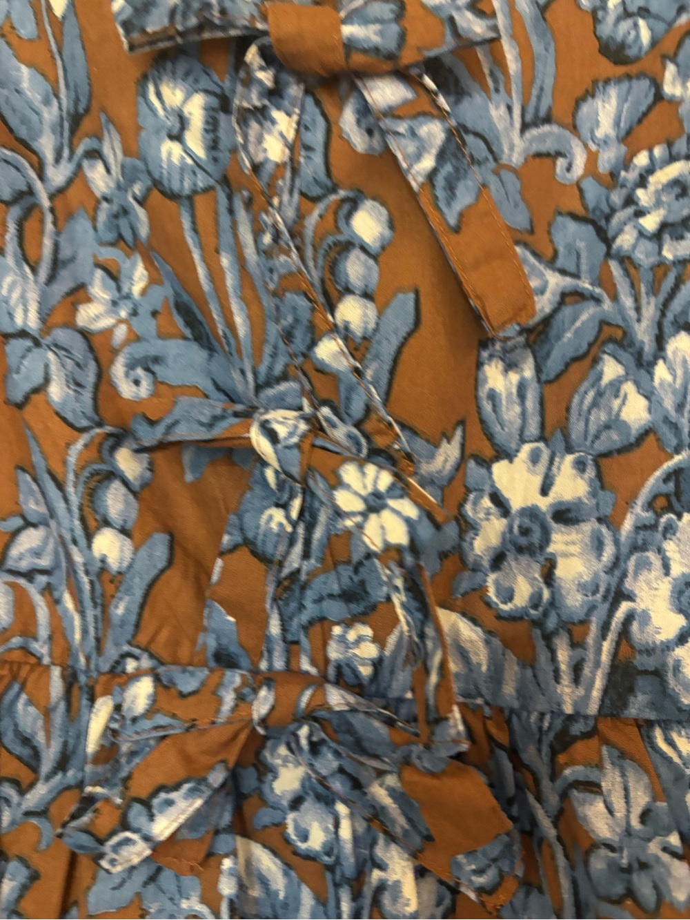 entro Brown Floral V-Neck Peplum Blouse with Blue Print - Picture 4 of 6